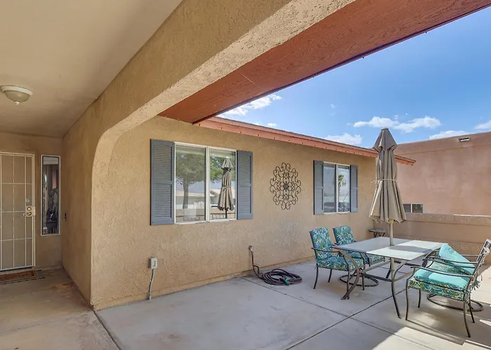 Swim, Grill & Chill: Havasu Getaway Holiday home Lake Havasu City